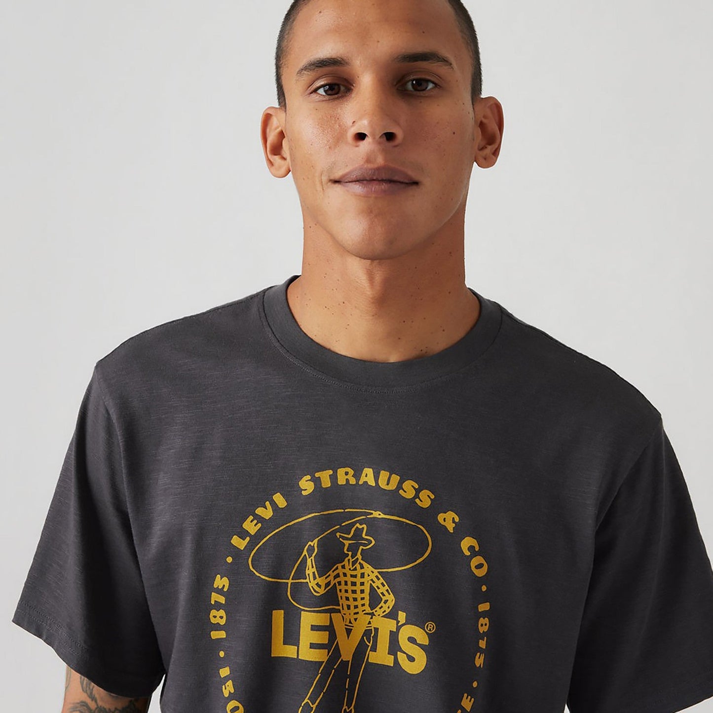Levi's® Men's Relaxed Fit Short Sleeve Graphic T-Shirt