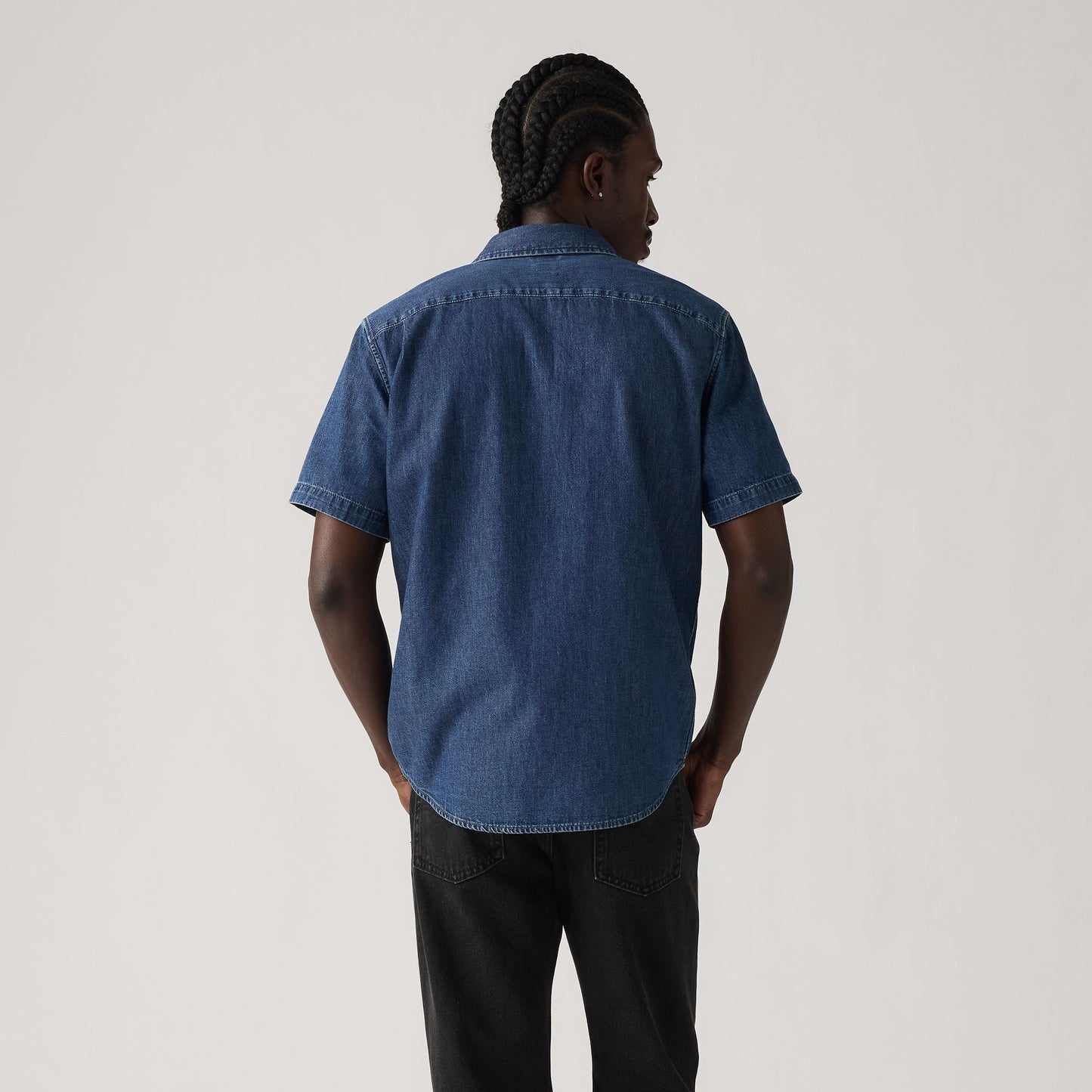 Levi's® Men's Short-Sleeve Classic Standard Fit Shirt
