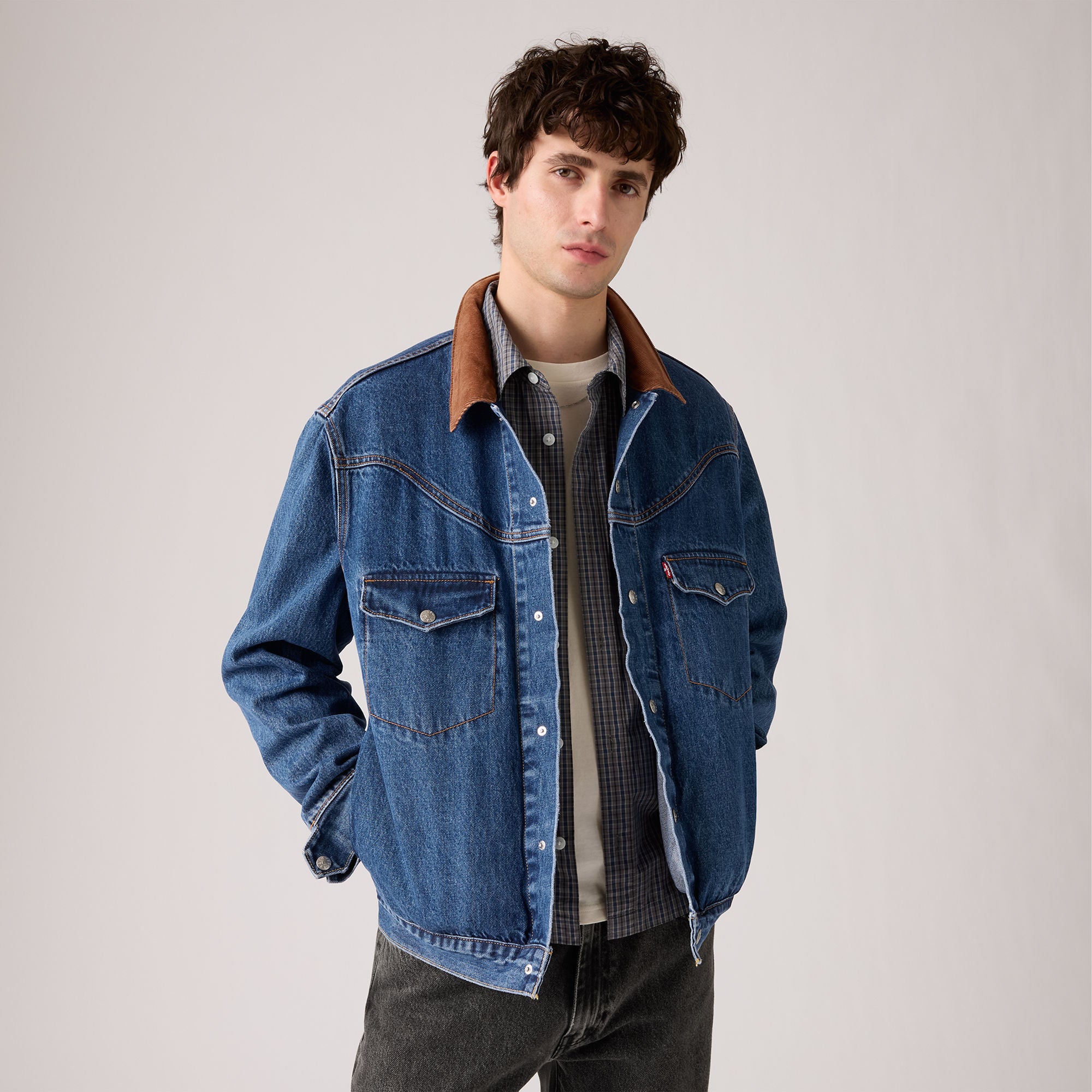 Levi's® Men's Western Shorthorn Trucker Jacket Biru Levi's ID