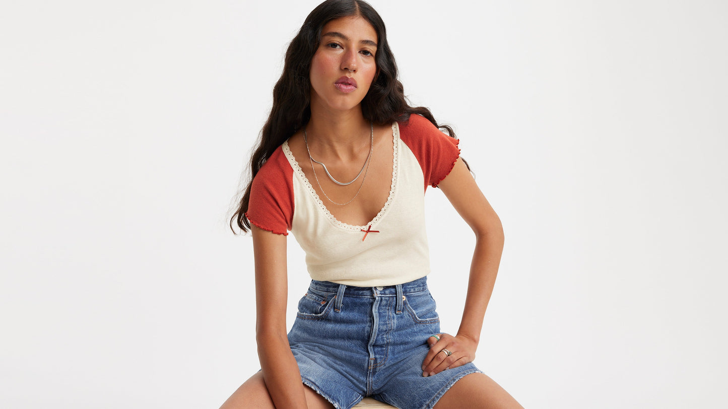 Levi's® Women's Dry Goods V-Neck T-Shirt
