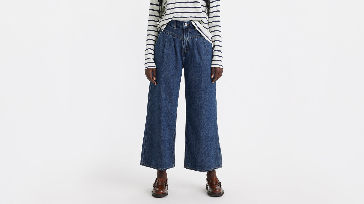 Levi's® Women's Featherweight Baggy Jeans