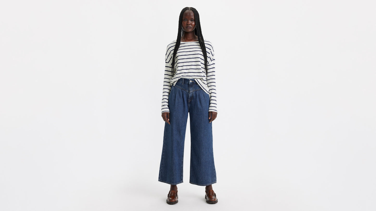 Levi's® Women's Featherweight Baggy Jeans