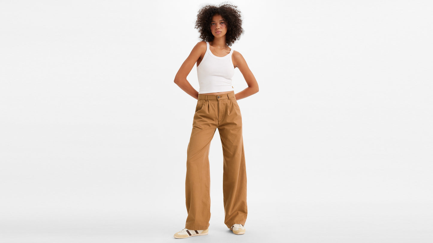 Levi's® Women's High-Rise Pleated Trousers