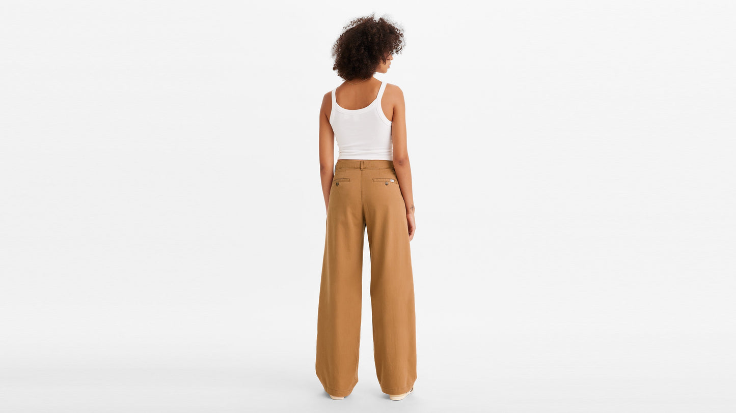 Levi's® Women's High-Rise Pleated Trousers