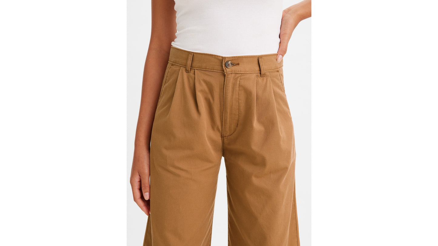 Levi's® Women's High-Rise Pleated Trousers
