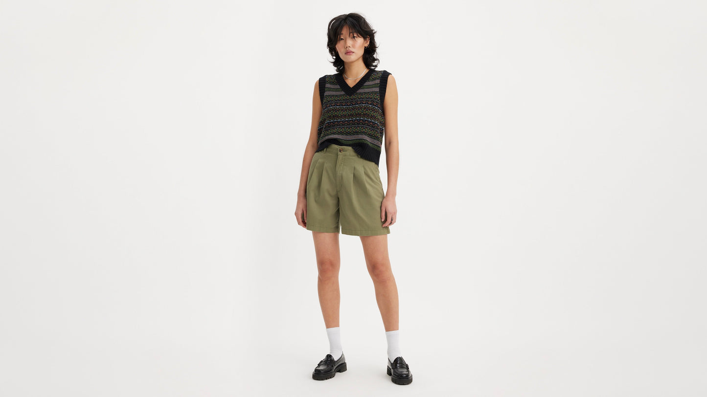 Levi's® Women's Pleated Trouser Shorts