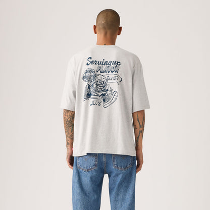 Levi's® Men's Half-Sleeve Graphic Pocket T-Shirt