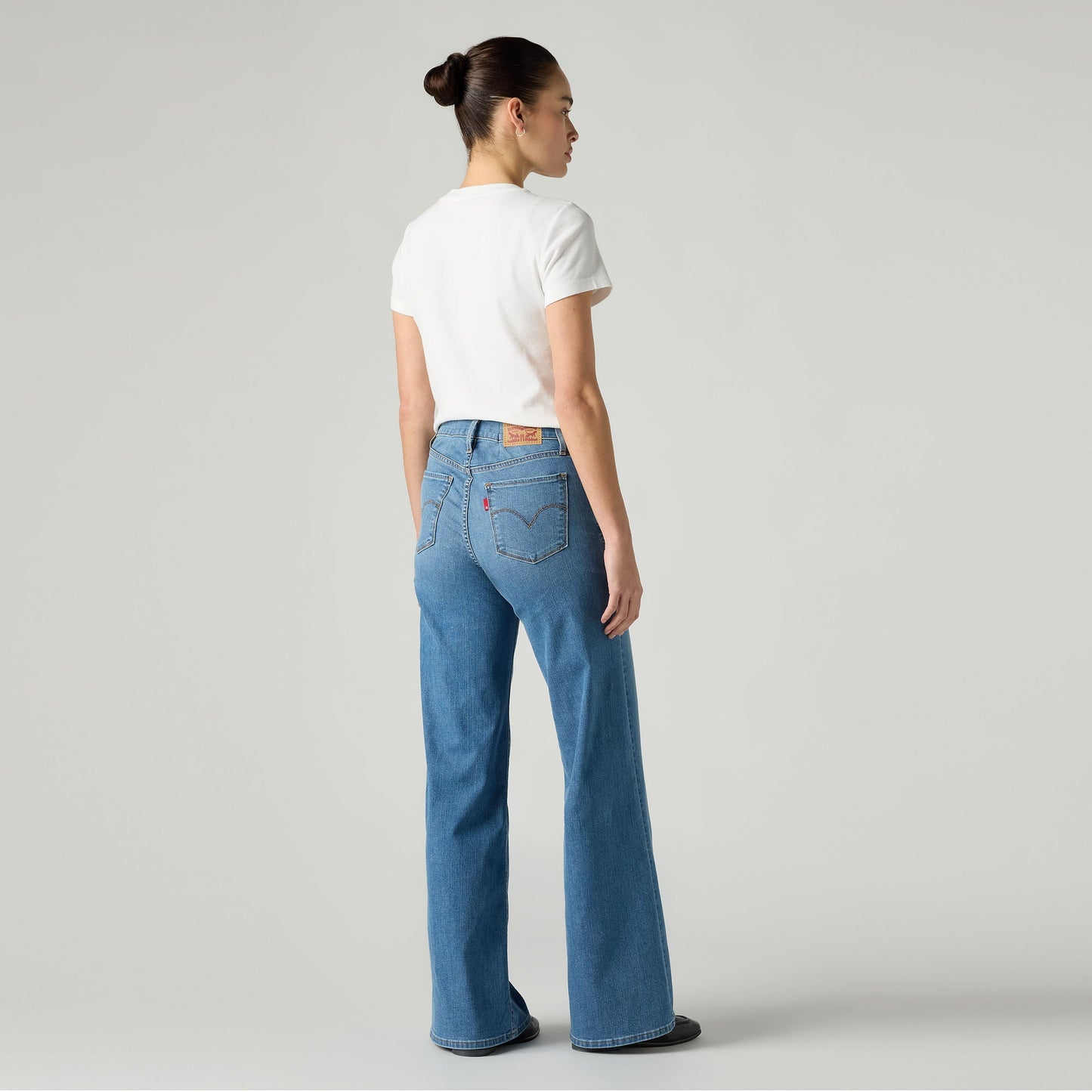 Levi's® Women's 318 Shaping Wide-Leg Jeans