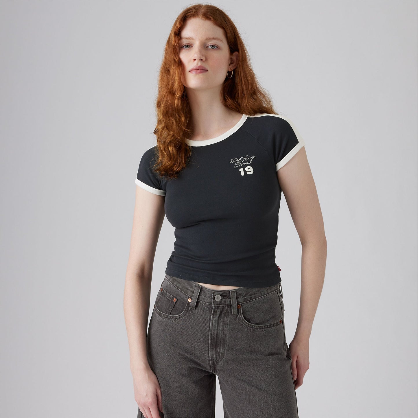 Levi's® Women's Graphic Riley Raglan Tee