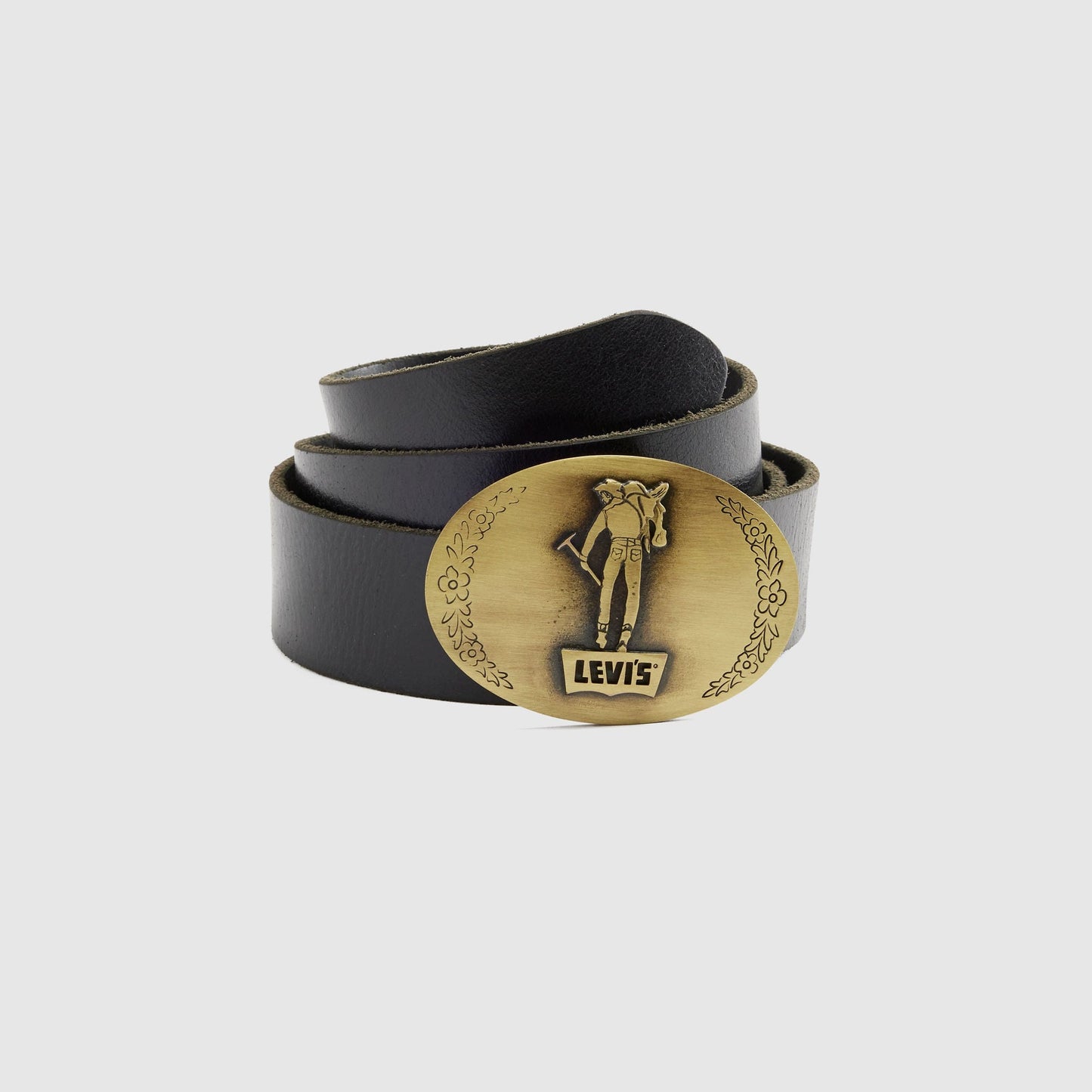 Levi's® Men's Saddle Man Plaque Belt