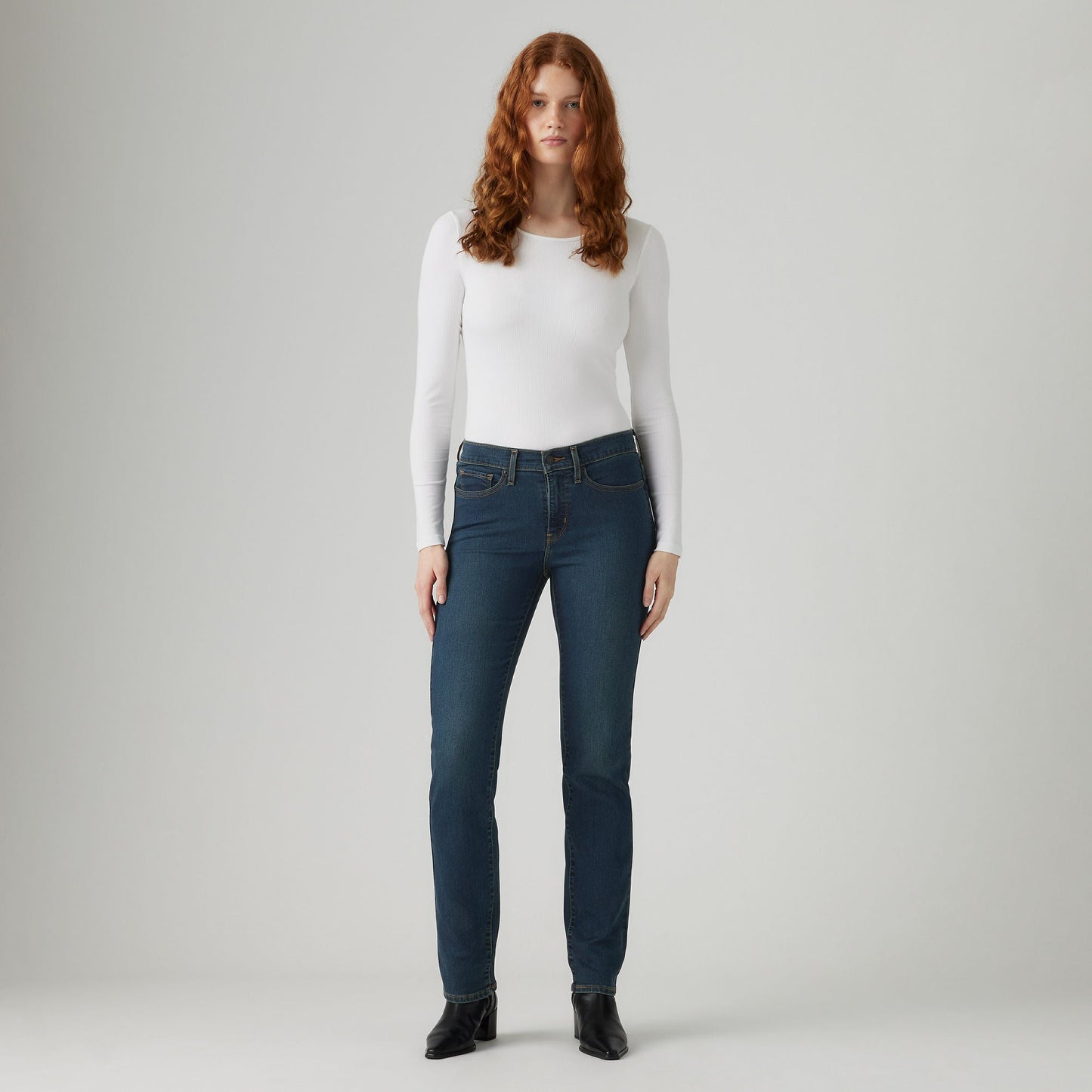 Levi's® Women's 314 Shaping Straight Jeans
