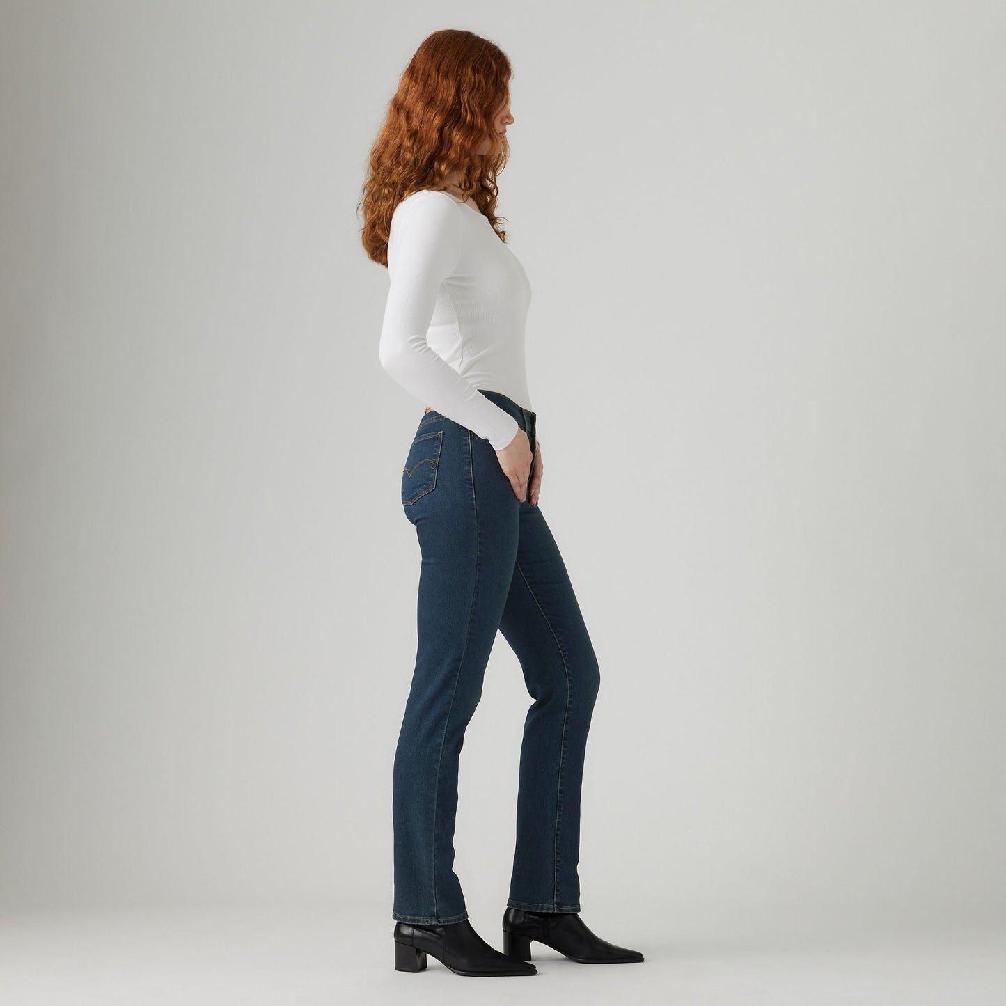 Levi's® Women's 314 Shaping Straight Jeans