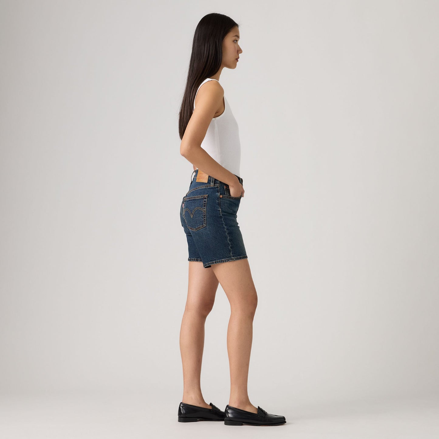 Levi's® Women's Mid-Thigh Shorts