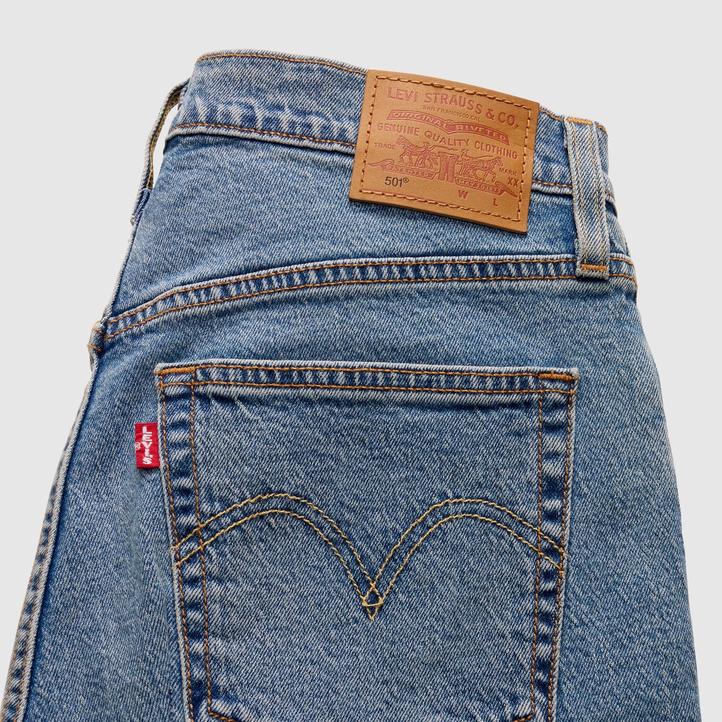 Levi's® Women's Mid-Thigh Shorts