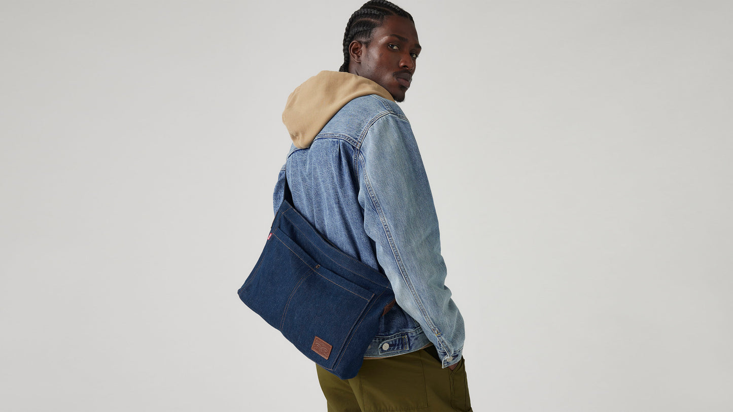 Levi's® Men's Heritage Messenger Bag