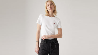 Levi's® Women's Essential Housemark Short-Sleeve Tee