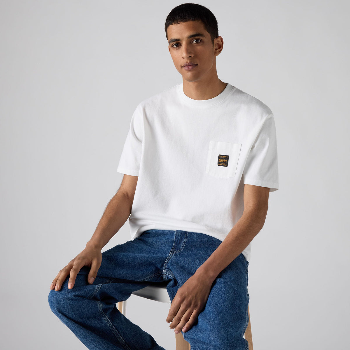 Levi's® Men's Short-Sleeve Workwear Pocket T-Shirt