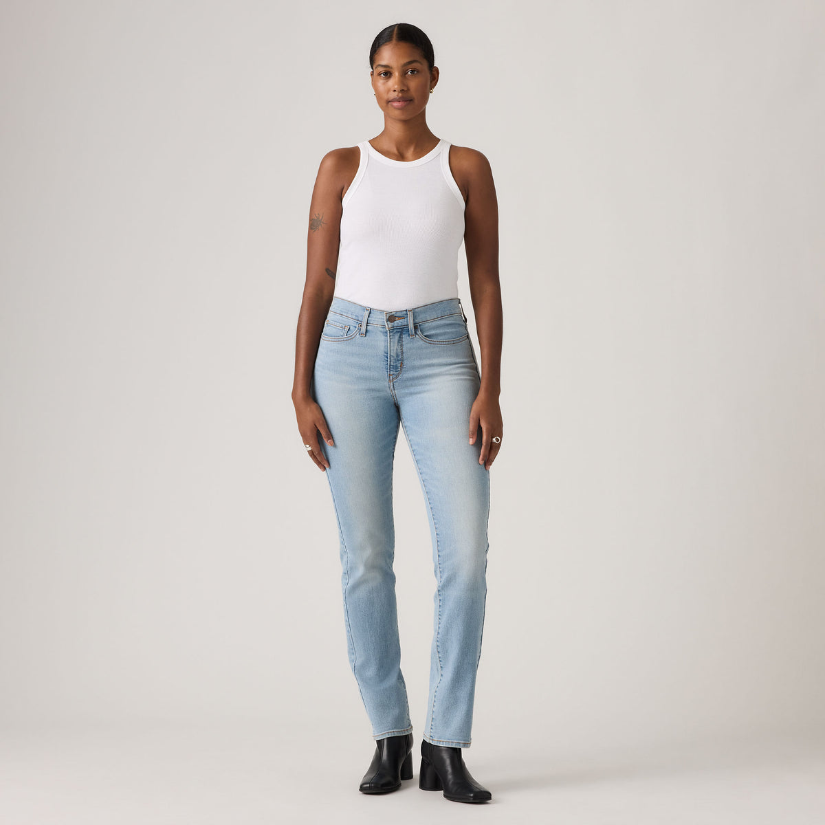 Levi's® Women's 314 Shaping Straight Jeans