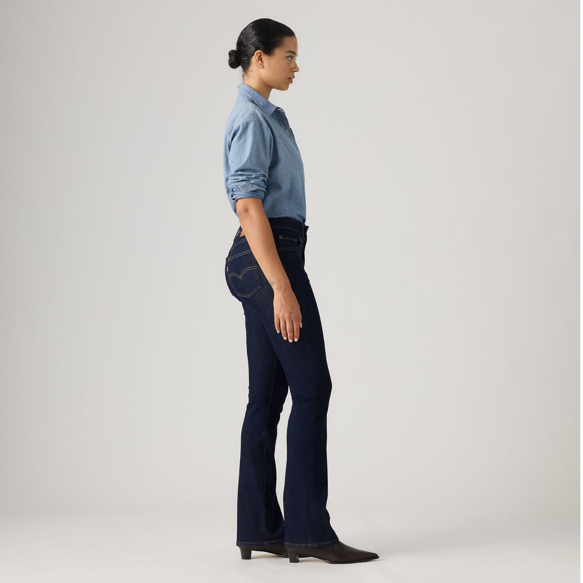 Levi's® Women's 725 High-Rise Bootcut Jeans