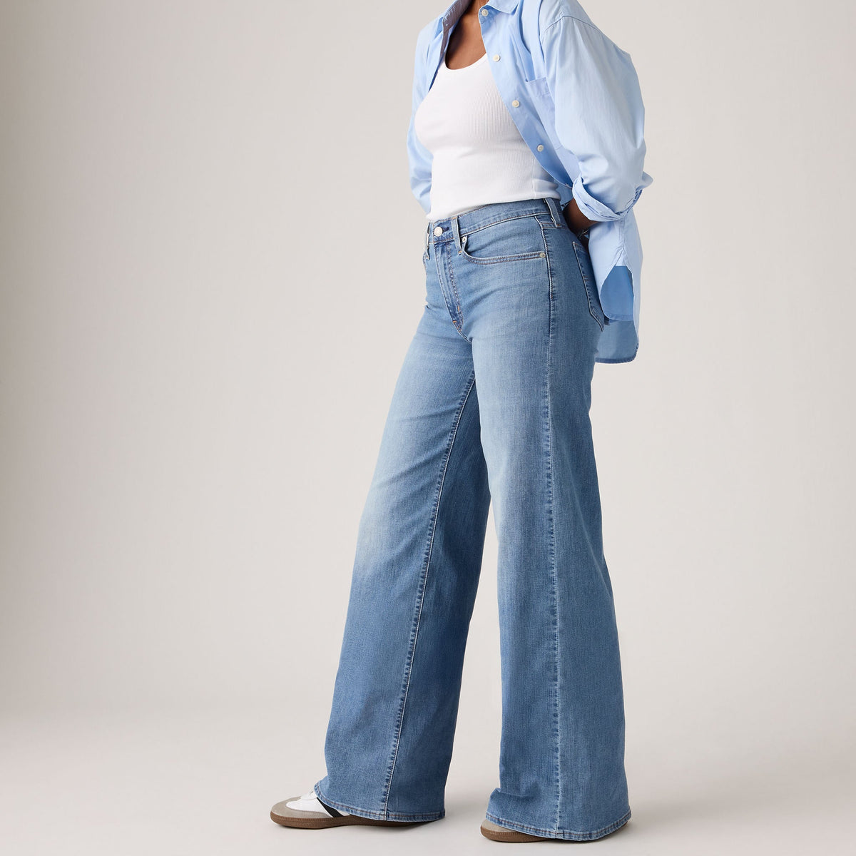 Levi's® Women's 728 High-Rise Wide-Leg Jeans