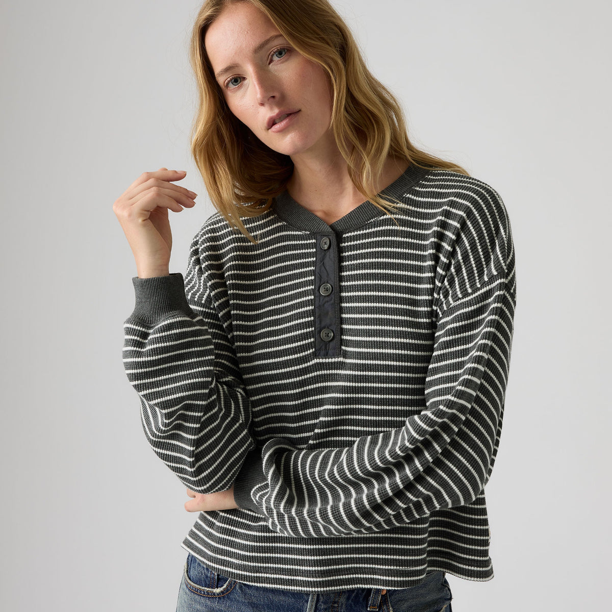 Levi's® Women's Dry Goods Relaxed Long-Sleeve Henley