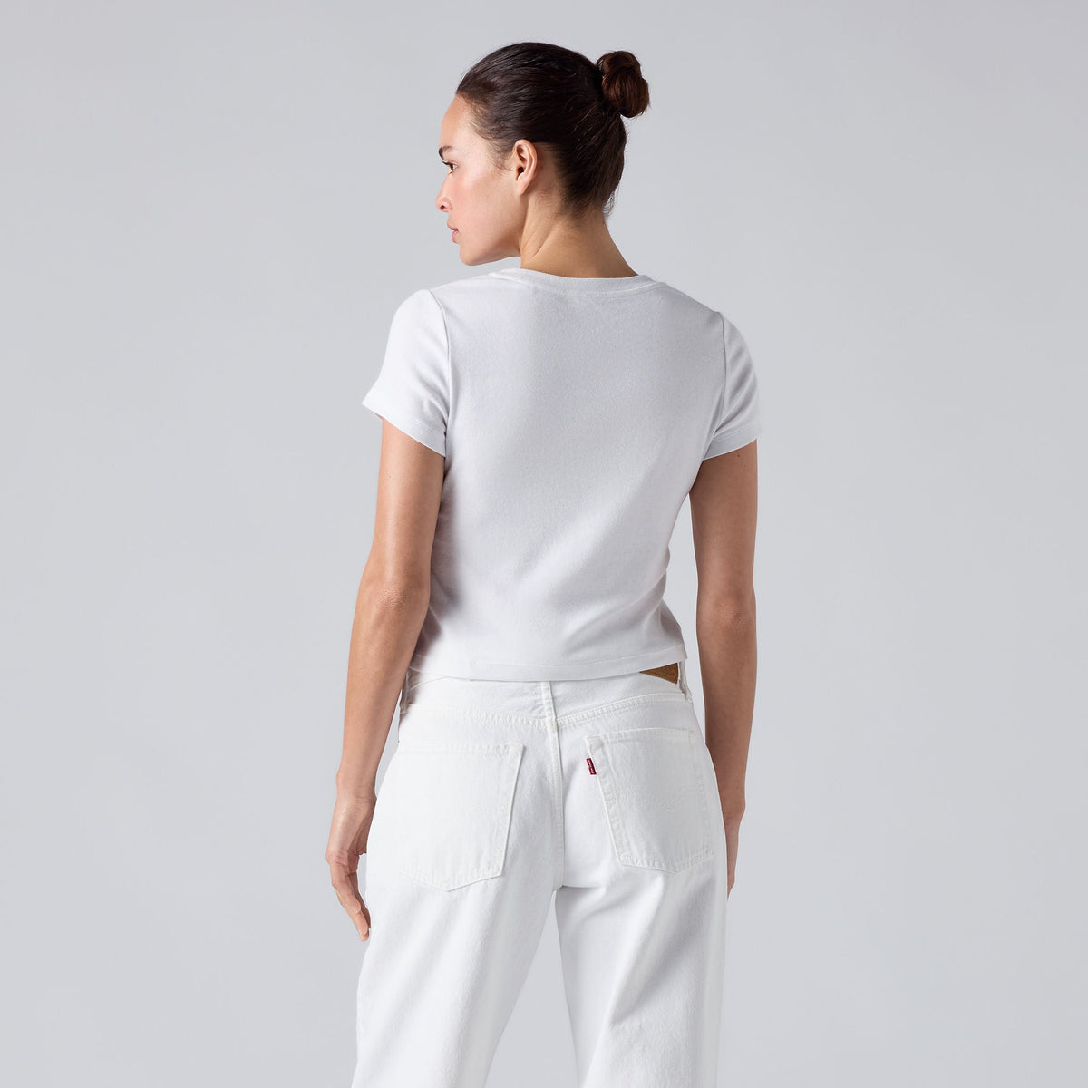 Levi's® Women's Graphic Essential Baby Tee