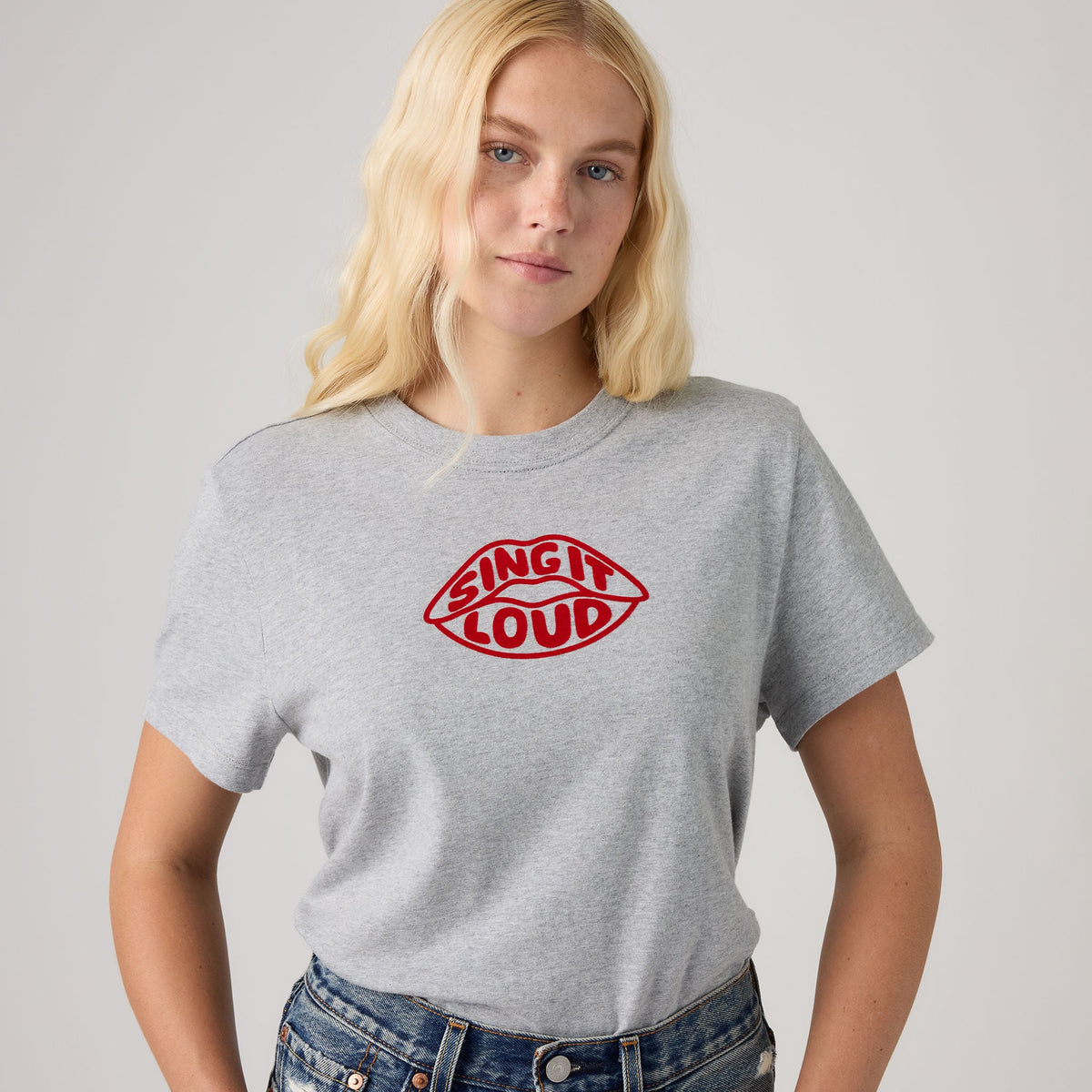 Levi's® Women's Graphic Favorite Tee