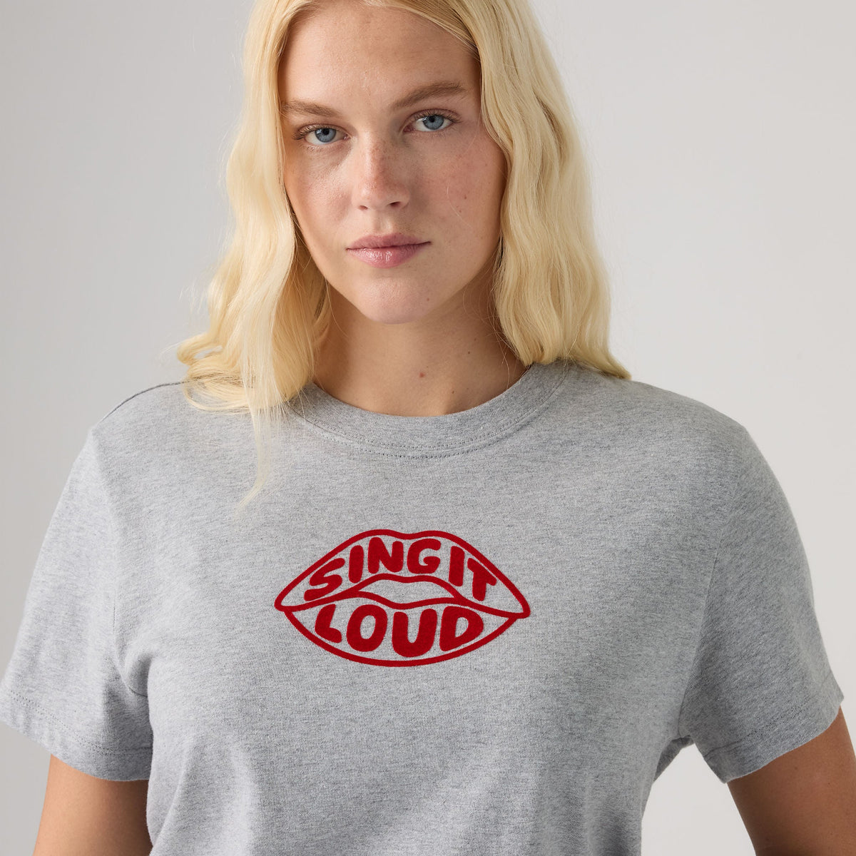 Levi's® Women's Graphic Favorite Tee