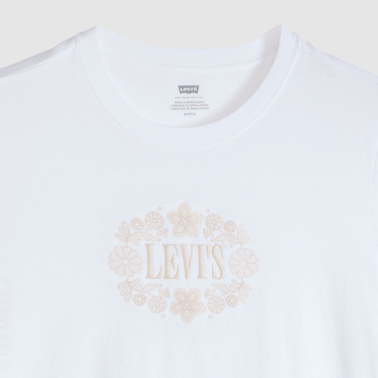 Levi's® Women's Graphic Vintage Tee